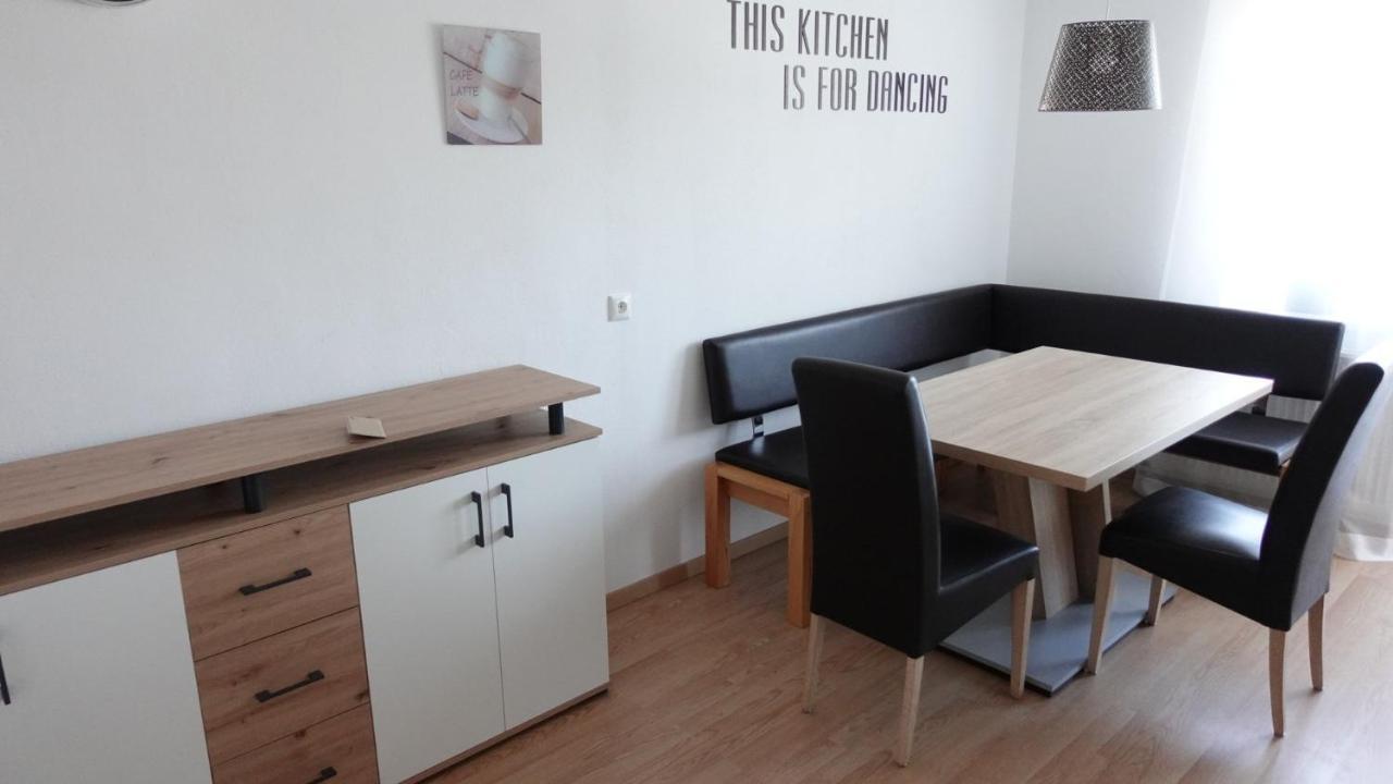 Joe'S Appartement Ebbs Eksteriør billede